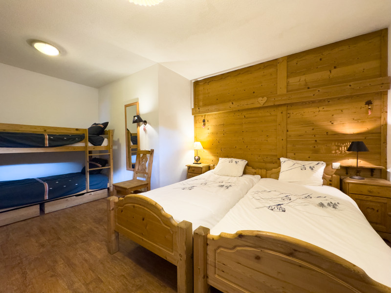 Ski property for sale in Val Thorens - €3,950,000 - photo 9