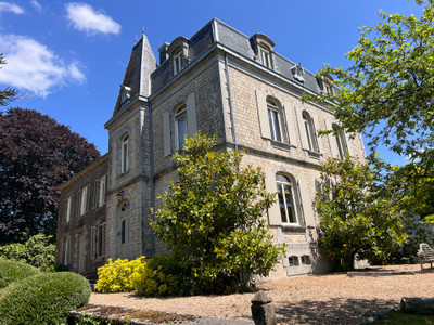Chateau à vendre à Beauficel, Manche, Basse-Normandie, avec Leggett Immobilier