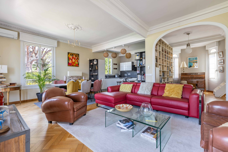 French property for sale in Nice, Alpes-Maritimes - €2,200,000 - photo 5