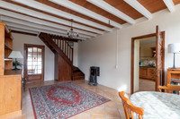 Maison à vendre à Saint-Martin-de-Juillers, Charente-Maritime - 299 950 € - photo 5