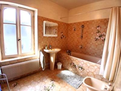French property for sale in Mouzay, Indre-et-Loire - €144,425 - photo 9