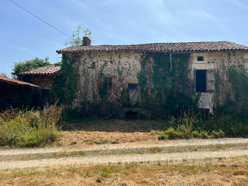 French property for sale in Saint-Martin-de-Fressengeas, Dordogne - €31,600 - photo 0
