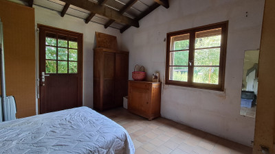 French property for sale in Gurat, Charente - €299,600 - photo 5