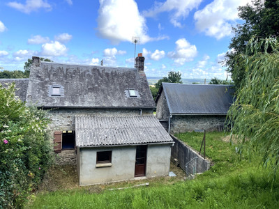French property for sale in Pré-en-Pail-Saint-Samson, Mayenne - €69,000 - photo 1