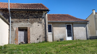 French property for sale in Val-d'Oire-et-Gartempe, Haute-Vienne - €60,000 - photo 1