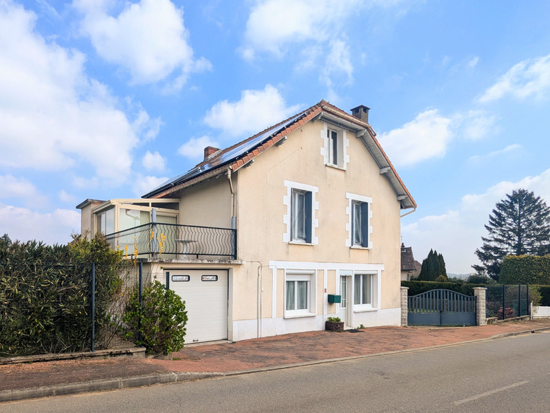 Maison à vendre à Saint-Priest-les-Fougères, Dordogne - 165.000 € - photo 1