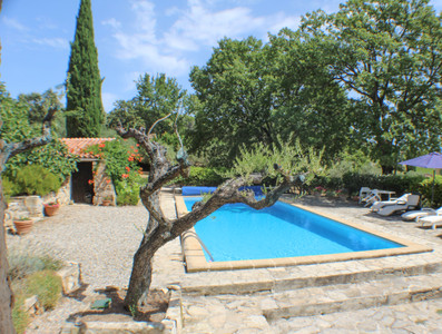 French property for sale in Cotignac, Var - €830,000 - photo 2