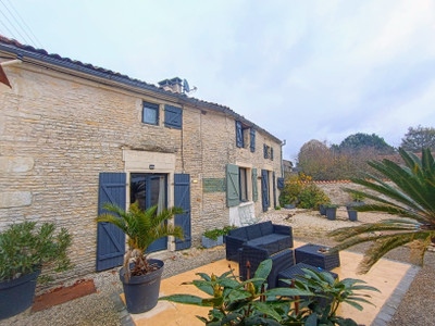 Maison à vendre à Aubigné, Deux-Sèvres, Poitou-Charentes, avec Leggett Immobilier
