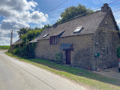 French property for sale in Saint-Nicolas-du-Tertre, Morbihan - €161,000 - photo 1