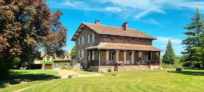 Maison à vendre à Chabanais, Charente, Poitou-Charentes, avec Leggett Immobilier