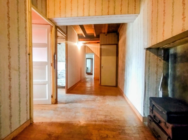 French property for sale in Ger, Manche - €107,500 - photo 6