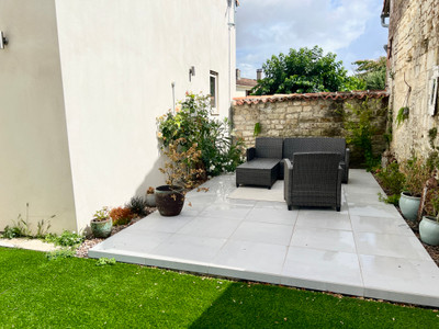 French property for sale in Les Essards, Charente-Maritime - €333,900 - photo 5