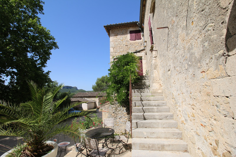 French property for sale in Vallon-Pont-d'Arc, Ardèche - €1,060,000 - photo 3