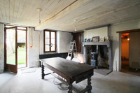 Maison à vendre à Ranville-Breuillaud, Charente - 88.000 € - photo 5