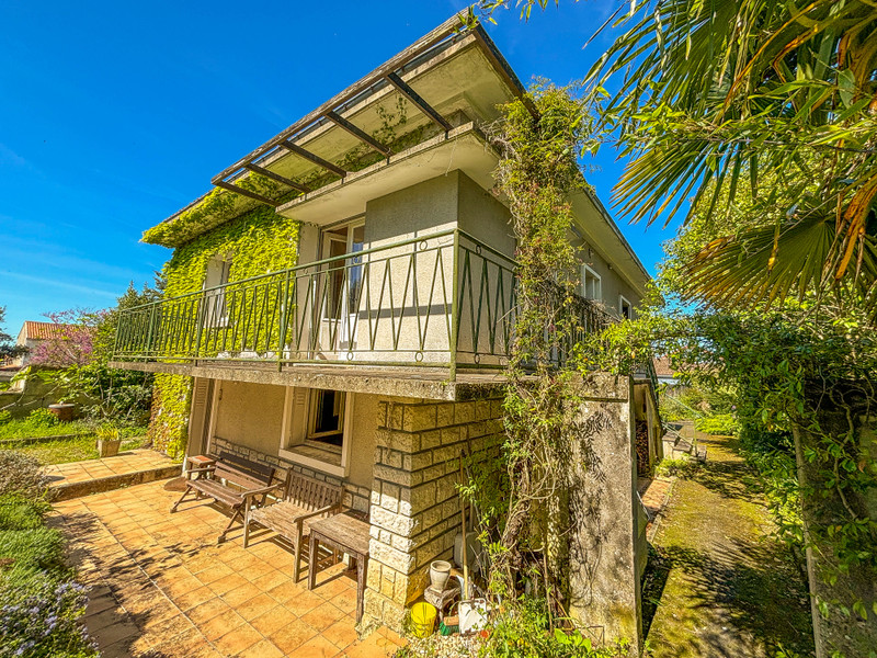 French property for sale in Angoulême, Charente - €209,000 - photo 2