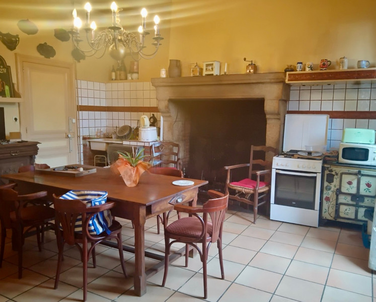 French property for sale in Saint-Yrieix-sous-Aixe, Haute-Vienne - €636,000 - photo 5