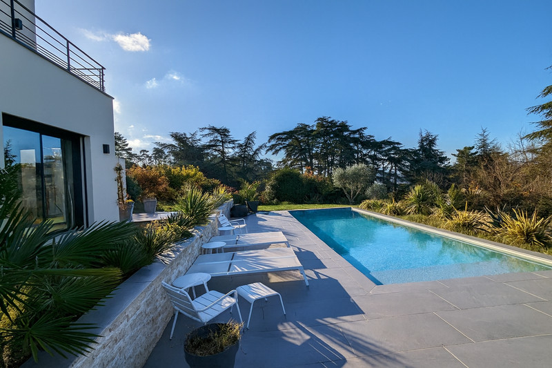 Maison à vendre à Millery, Rhône - 1.290.000 € - photo 1