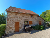 Maison à vendre à Saint-Gervais-d'Auvergne, Puy-de-Dôme - 495.000 € - photo 4