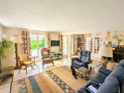 French property for sale in Troche, Corrèze - €205,000 - photo 5