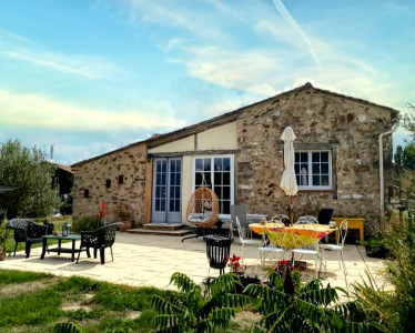 French property for sale in Saint-Martial-sur-Isop, Haute-Vienne - €141,700 - photo 1