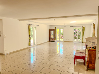 French property for sale in Magalas, Hérault - €399,950 - photo 4