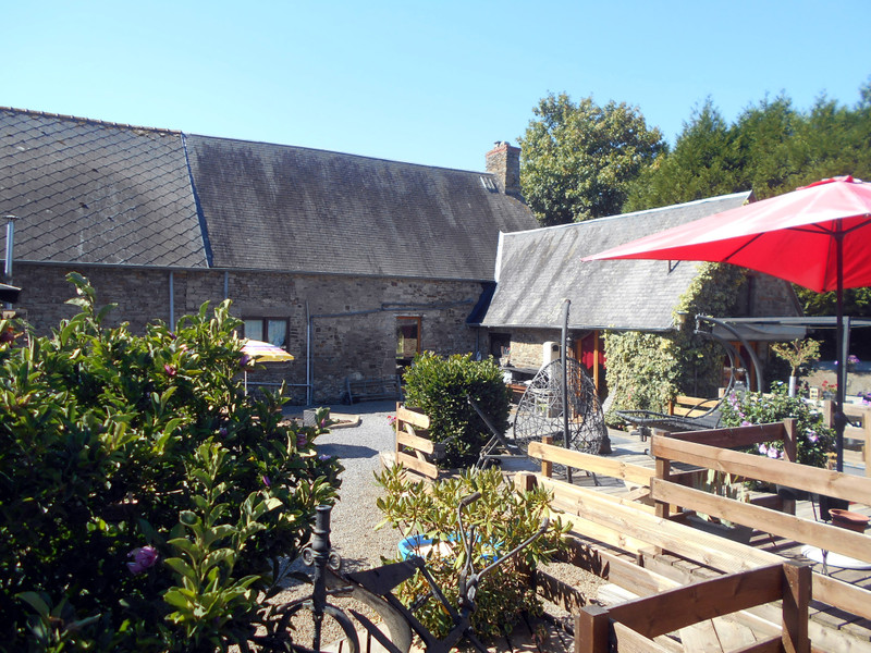 House for sale in Juilley Manche Quirky rural 3bed stone house with adjoining gite set in 2