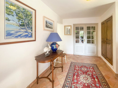 French property for sale in Seillans, Var - €458,250 - photo 2
