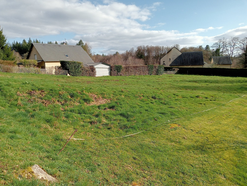 French property for sale in Marcillac-la-Croisille, Corrèze - €49,600 - photo 3