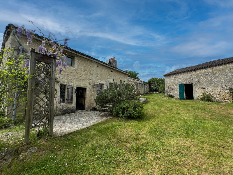 French property for sale in Saint-Astier, Lot-et-Garonne - €299,600 - photo 1