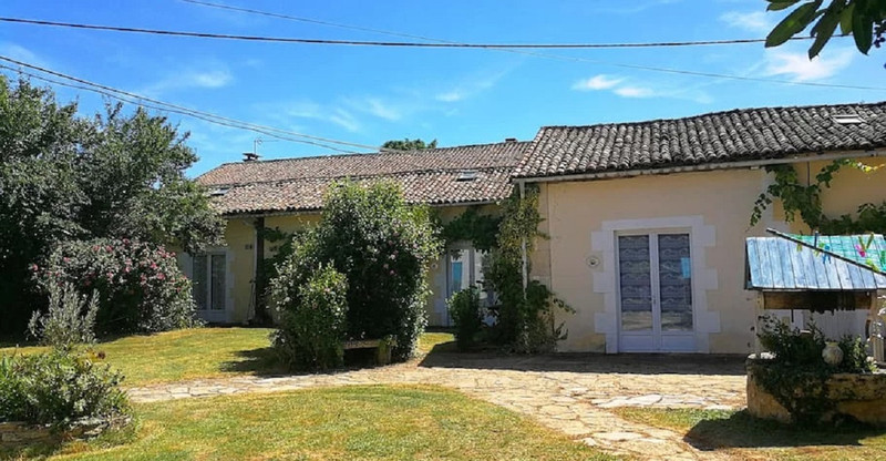 French property for sale in Caunay, Deux-Sèvres - €344,500 - photo 3