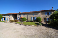 Maison à vendre à Dampierre-sur-Boutonne, Charente-Maritime - 328 600 € - photo 1