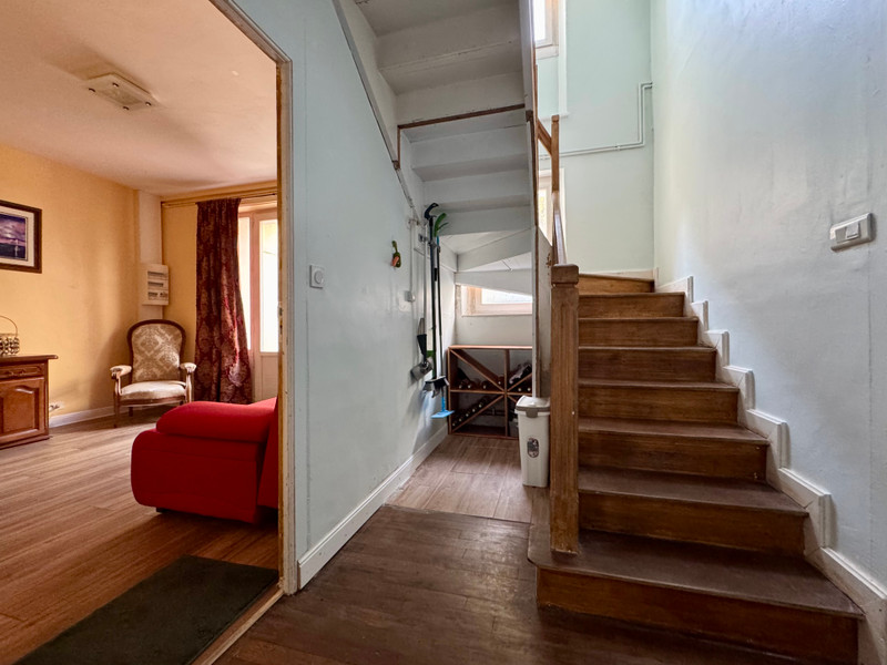 French property for sale in Callac, Côtes-d'Armor - €215,000 - photo 3
