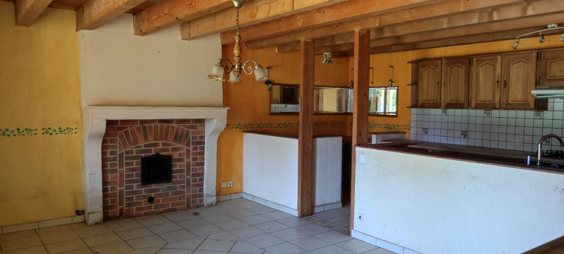 French property for sale in Lezay, Deux-Sèvres - €85,800 - photo 5