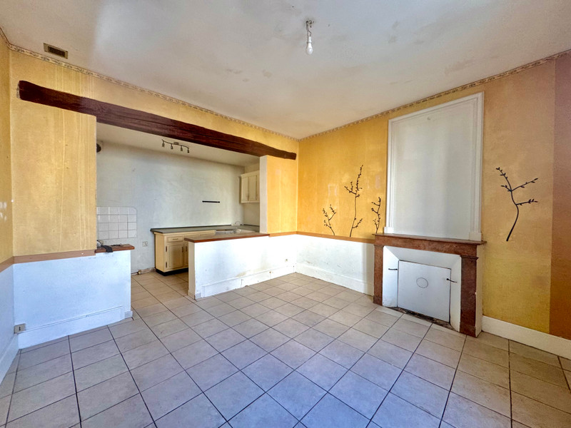 French property for sale in Monts-sur-Guesnes, Vienne - €77,000 - photo 3