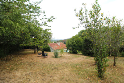 French property for sale in Confolens, Charente - €136,499 - photo 8