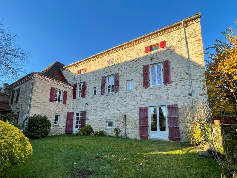 Maison à vendre à Dournazac, Haute-Vienne - 315 000 € - photo 1 Maison à vendre à Dournazac, Haute-Vienne - 315 000 € - photo 1