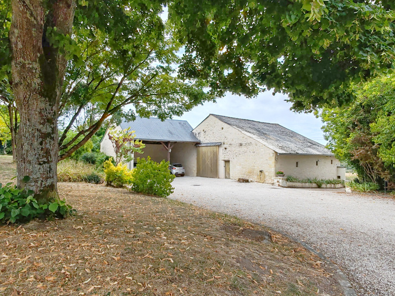 French property for sale in Availles-en-Châtellerault, Vienne - €600,000 - photo 9