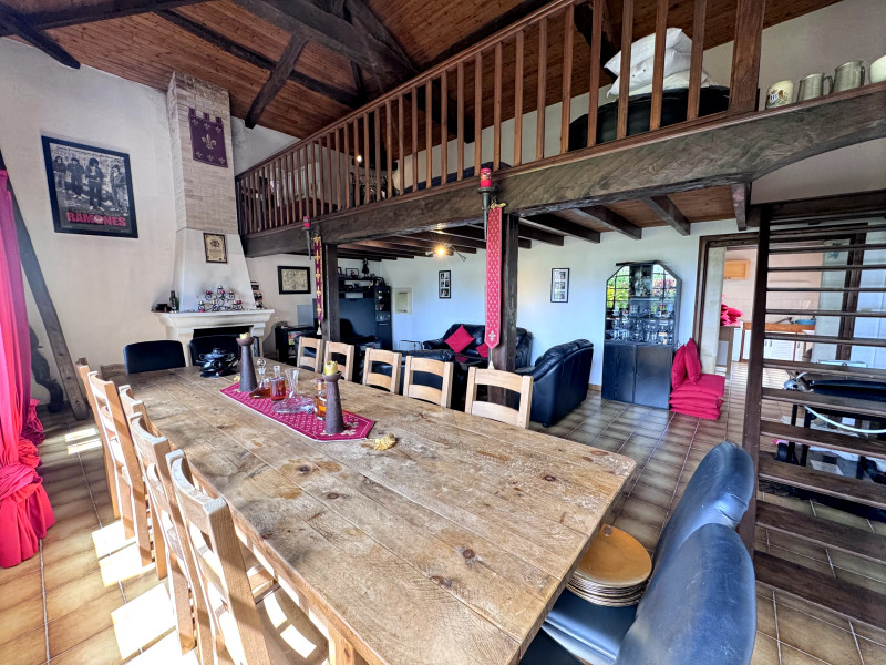 French property for sale in Chamouillac, Charente-Maritime - €240,215 - photo 9