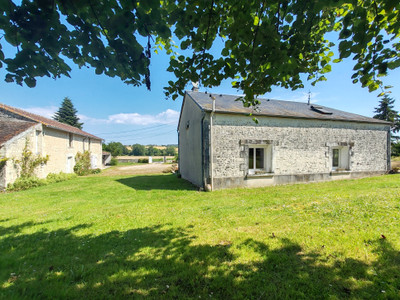 French property for sale in Saint-Gervais-les-Trois-Clochers, Vienne - €247,500 - photo 8