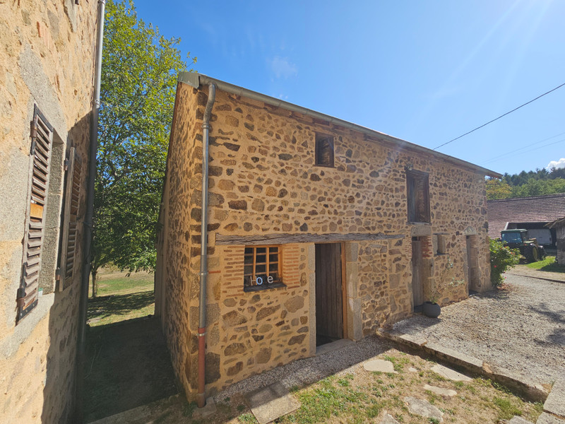 French property for sale in Arronnes, Allier - €345,000 - photo 7