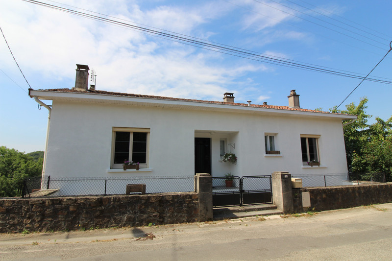 French property for sale in Rochechouart, Haute-Vienne - €214,000 - photo 10