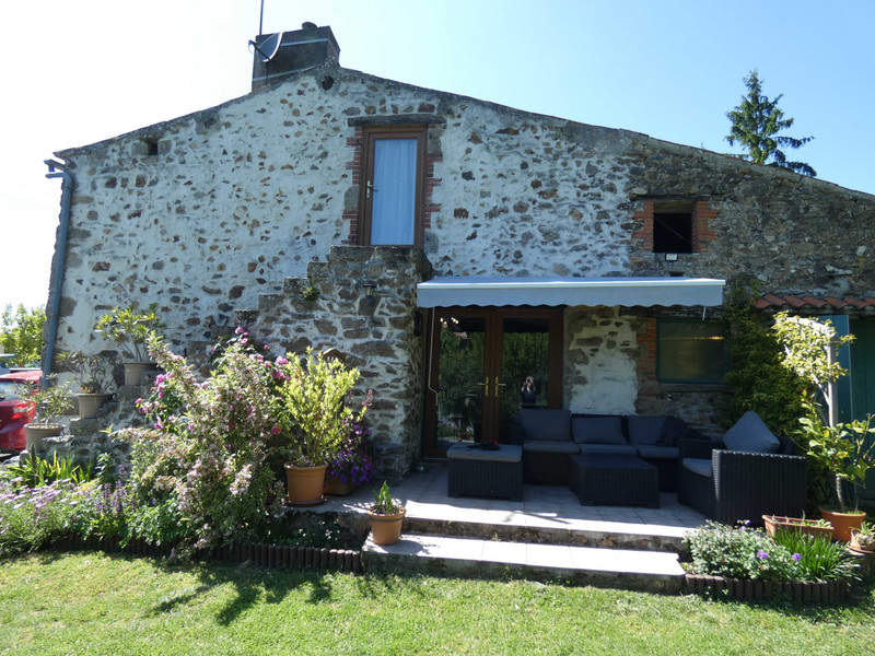French property for sale in La Meilleraie-Tillay, Vendée - €182,520 - photo 3