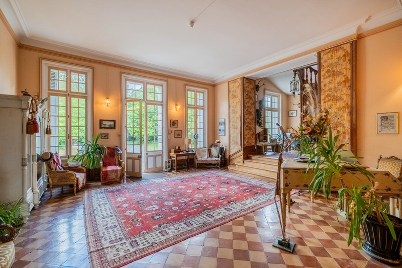 French property for sale in Les Hauts-d'Anjou, Maine-et-Loire - €1,800,000 - photo 2