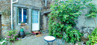 French property for sale in Bazoges-en-Pareds, Vendée - €203,040 - photo 10