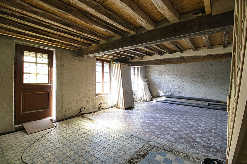 French property for sale in Vierzon, Cher - €108,900 - photo 4