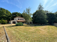Maison à vendre à Montmoreau, Charente - 388.000 € - photo 3
