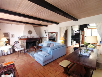 French property for sale in Belcodène, Bouches-du-Rhône - €895,000 - photo 14