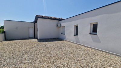 French property for sale in Pépieux, Aude - €455,000 - photo 11