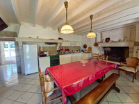Maison à vendre à Prailles-La Couarde, Deux-Sèvres - 339.200 € - photo 3
