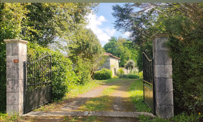 French property for sale in Villiers-le-Roux, Charente - €277,000 - photo 4